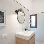 Residenza Dell'artista - Nel Vicino La *