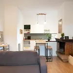 Residenza Dell'artista - Nel Vicino La Appartamento *
