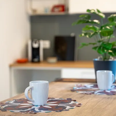 Residenza Dell'artista - Nel Vicino La Citta Apartment